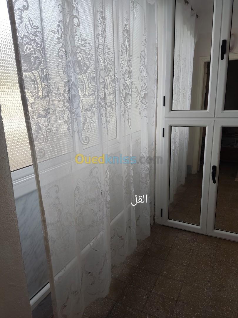 Location vacances Appartement F3 Skikda Collo