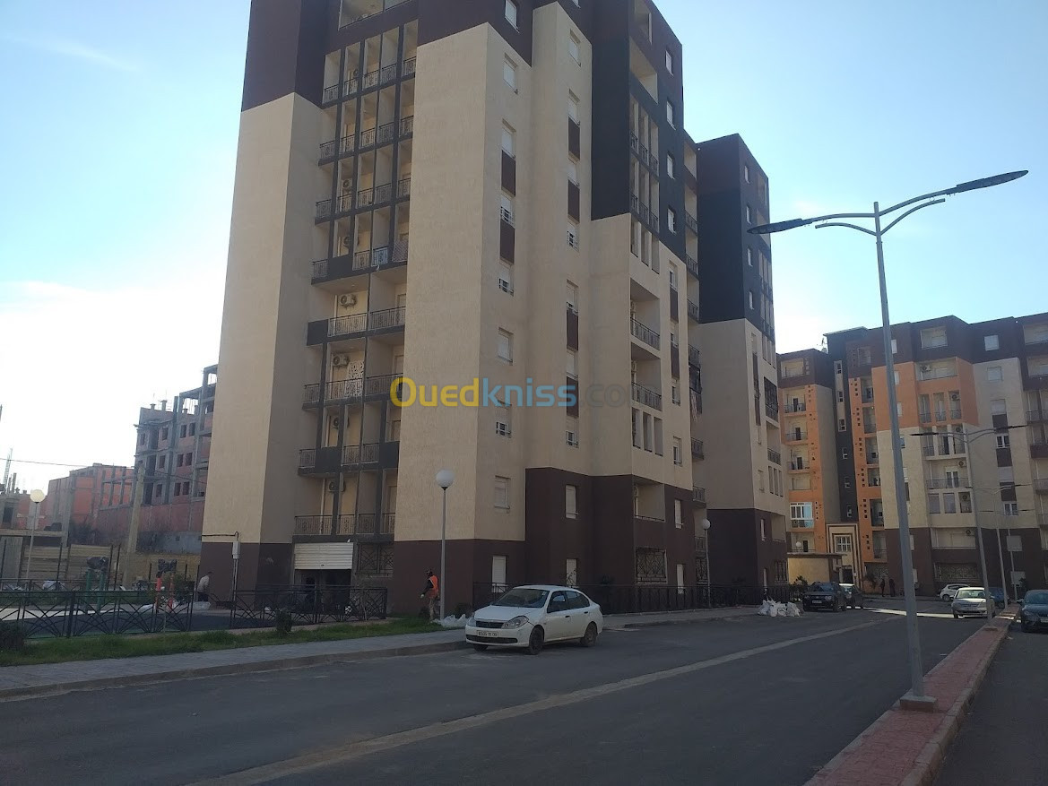 Cherche location Appartement F4 Alger Bachdjerrah