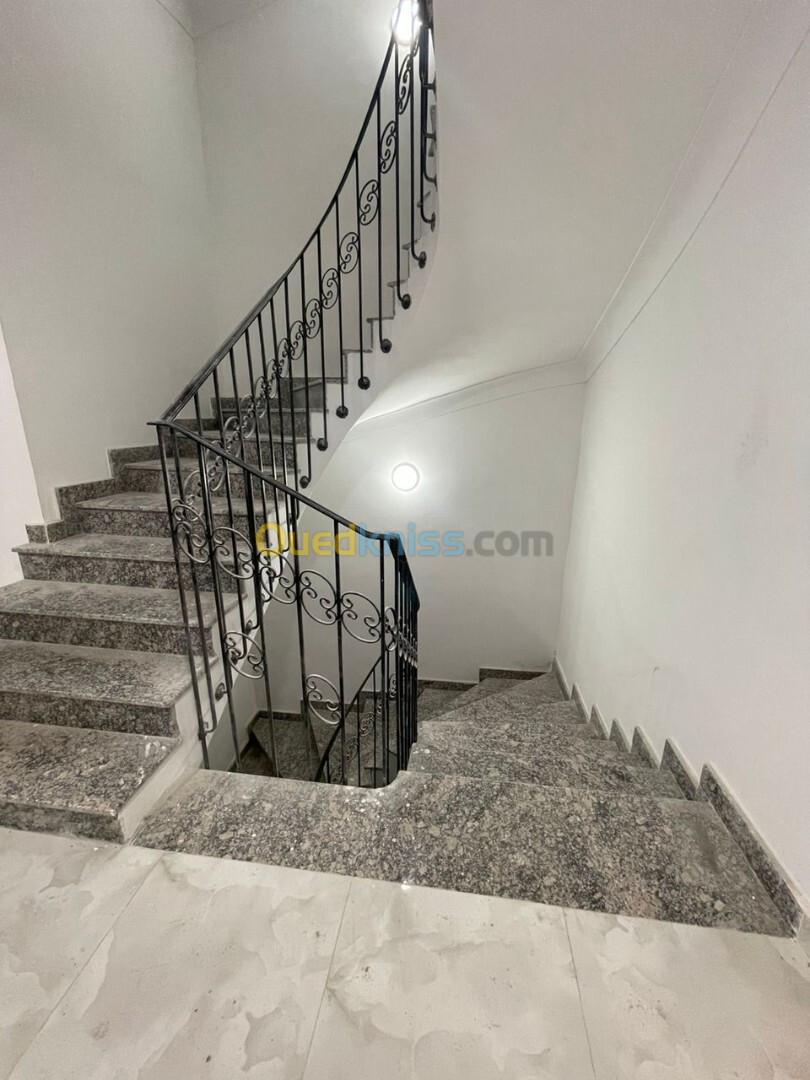 Vente Appartement F4 Alger Dely brahim