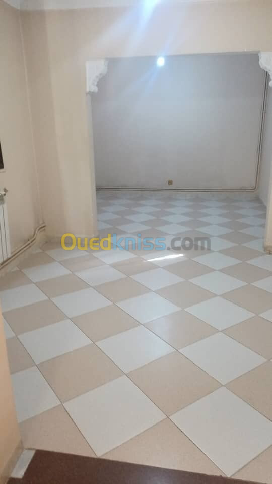 Location Appartement F3 Alger Bab ezzouar