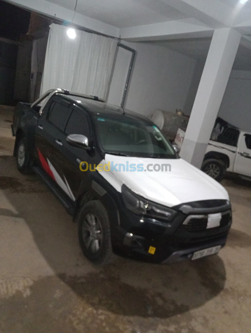 Toyota Hilux 2021 LEGEND DC 4x4 Pack Luxe