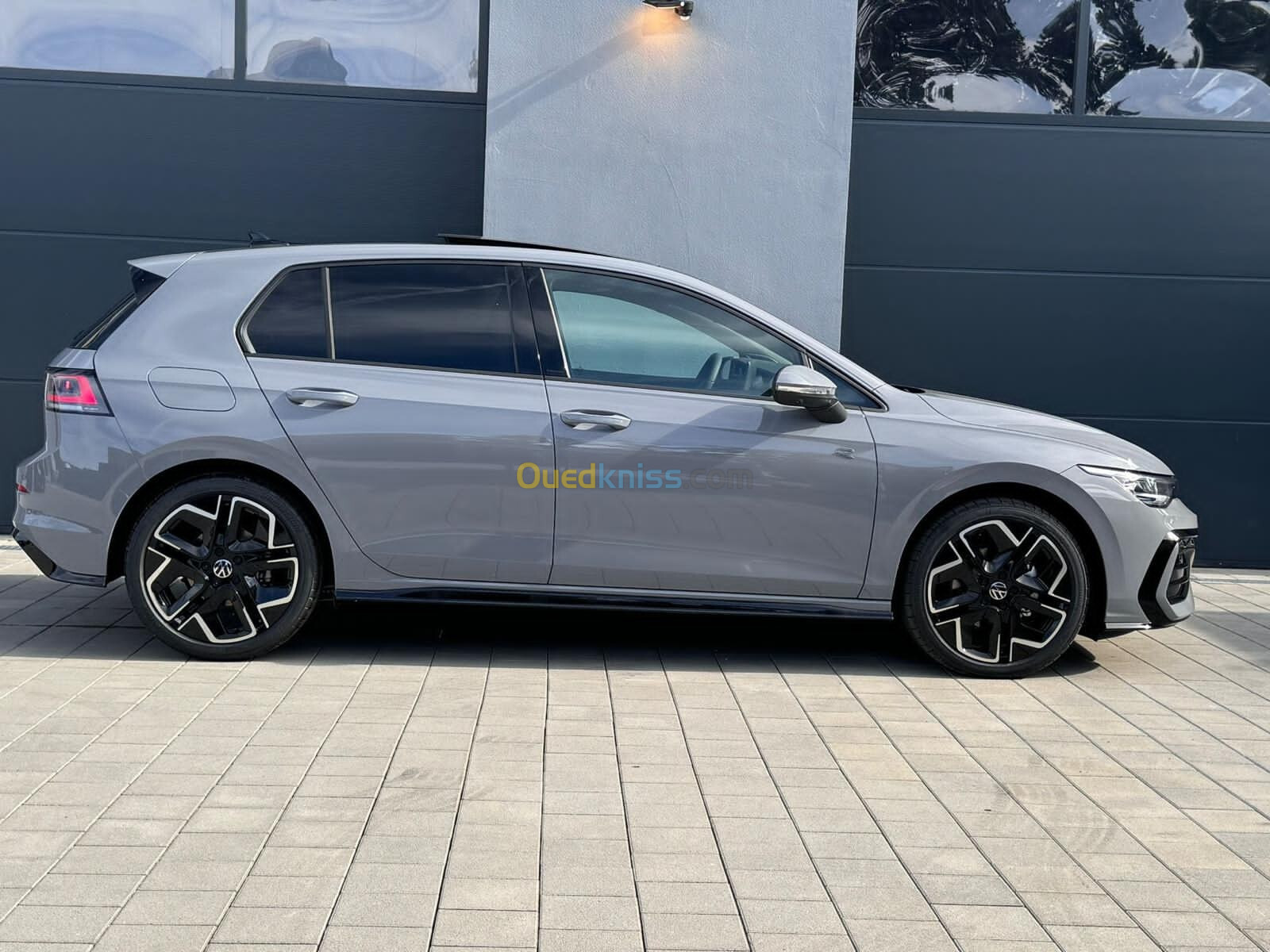 Volkswagen Golf 8 2024 R line