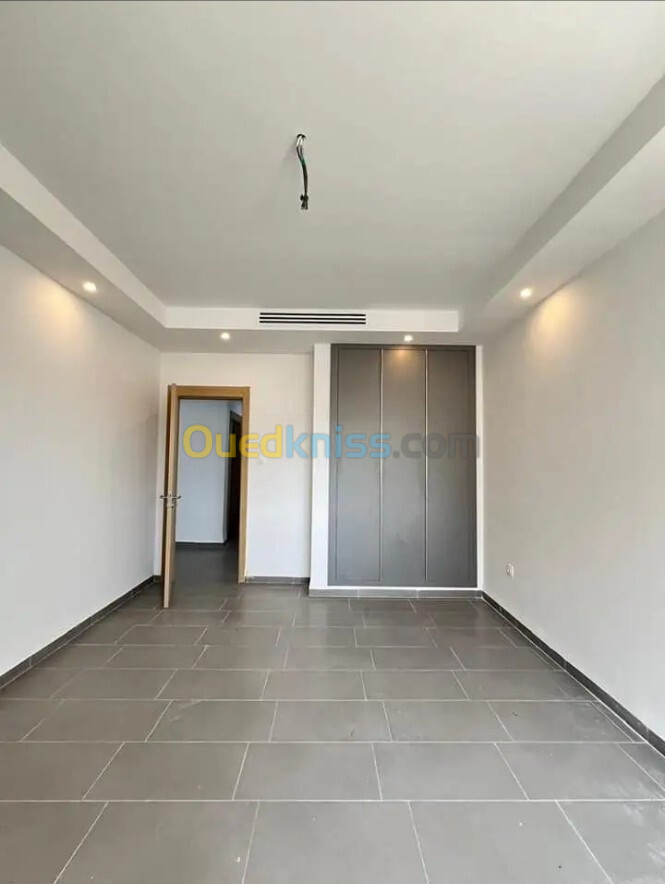 Vente Appartement F4 Alger Ain taya