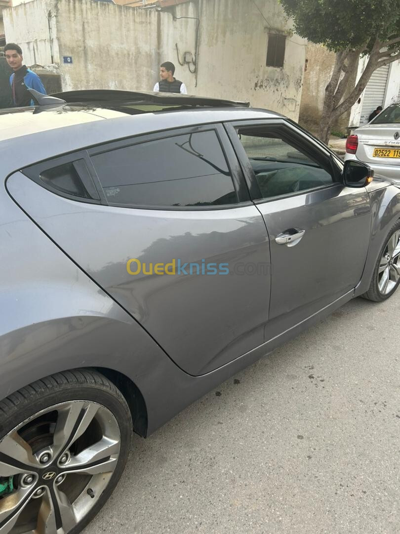 Hyundai Veloster 2013 