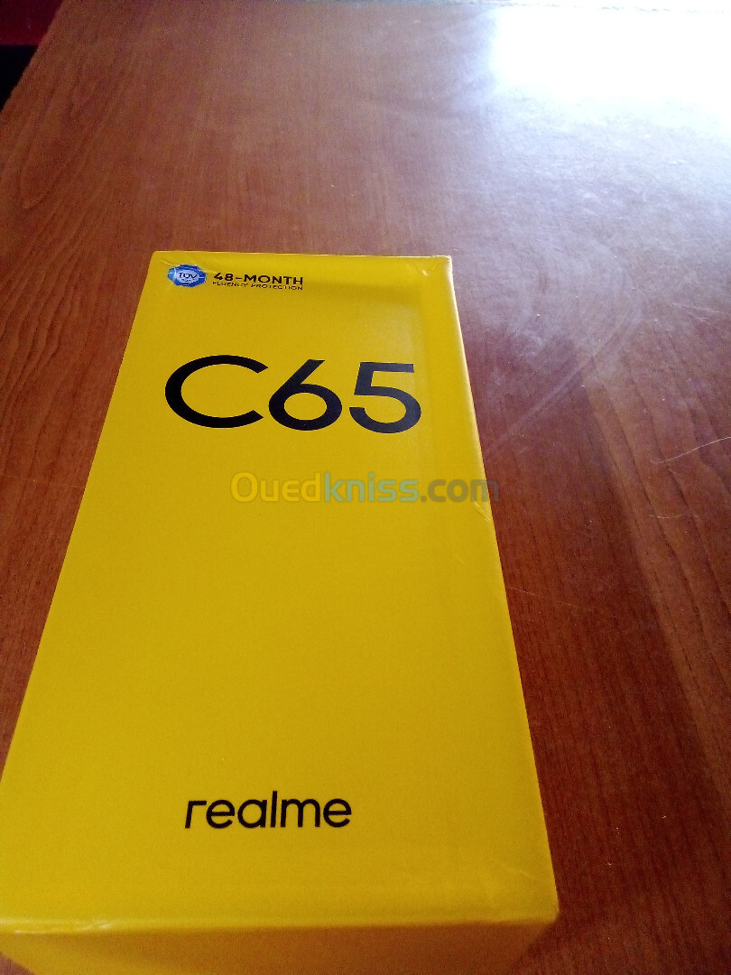 realme c65