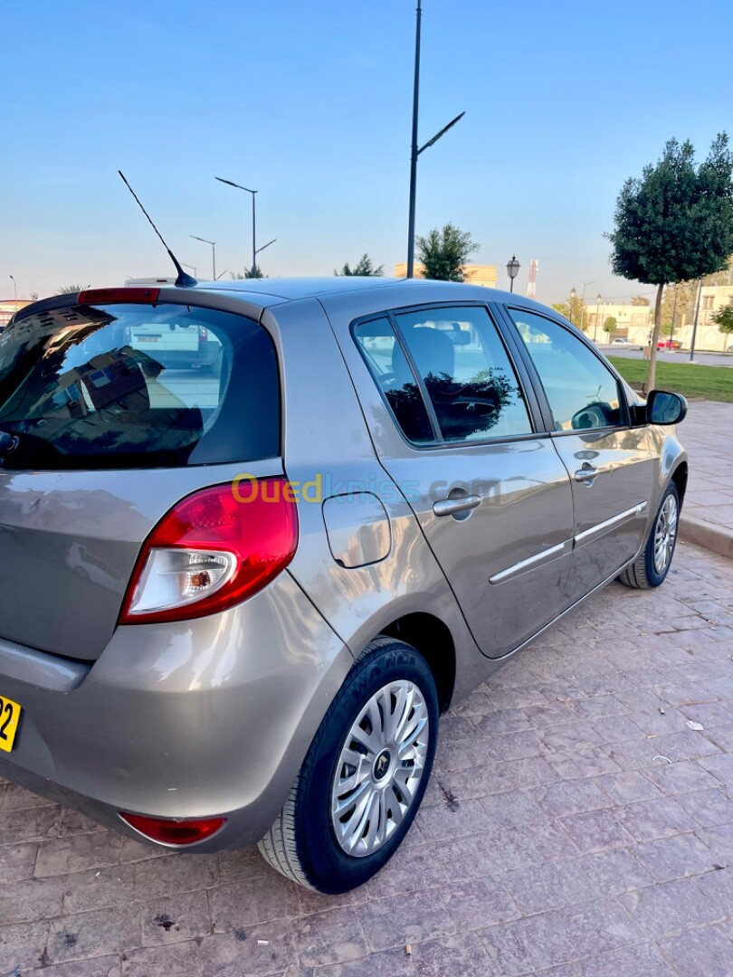 Renault Clio 3 2012 