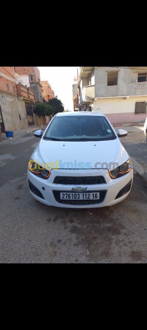 Chevrolet Sonic Hatchback 2012 