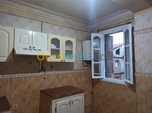 Vente Appartement F4 Alger Bordj el bahri