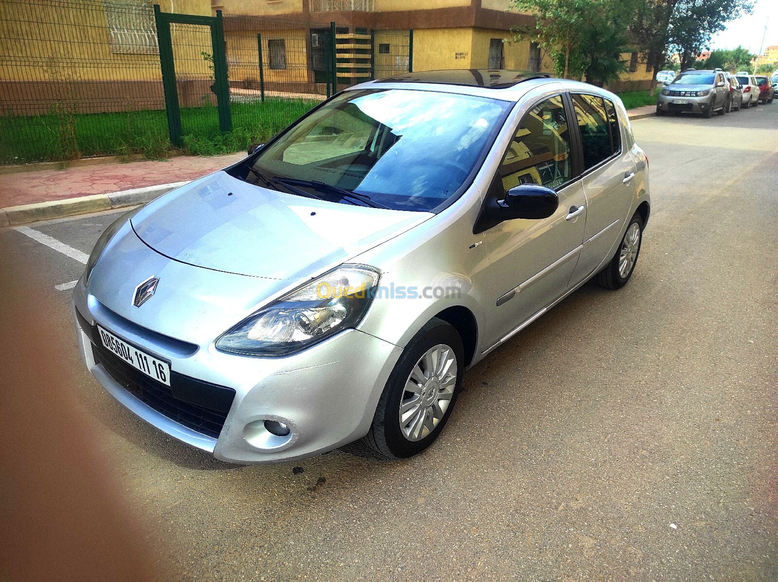 Renault Clio 3 2011 Night and Day