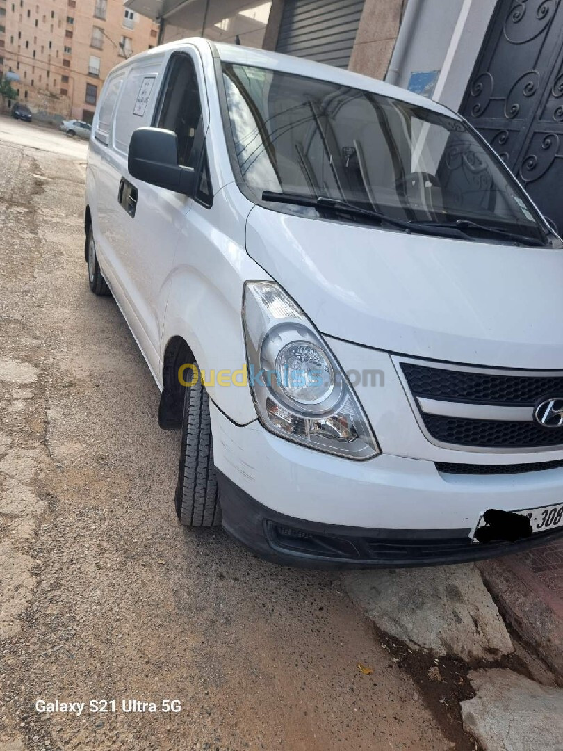 Hyundai H1 2008