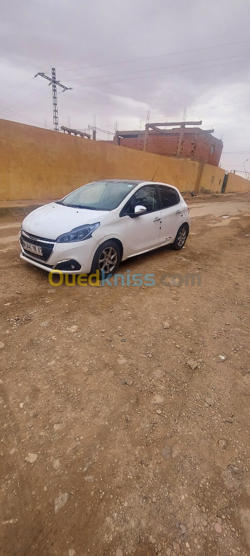 Peugeot 208 2016 Allure Facelift