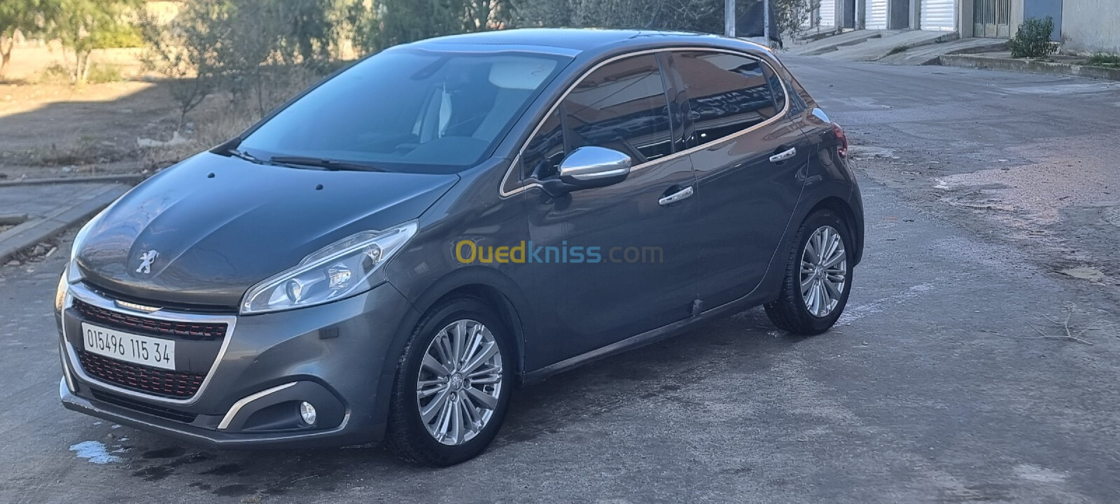 Peugeot 208 2015 Allure Facelift