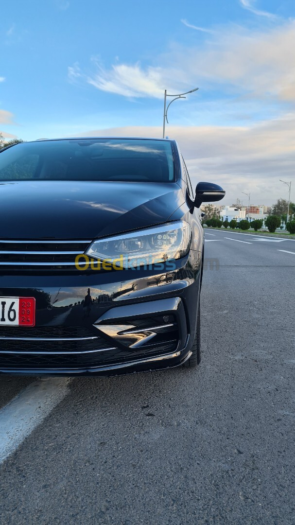 Volkswagen Touran 2020 Familly