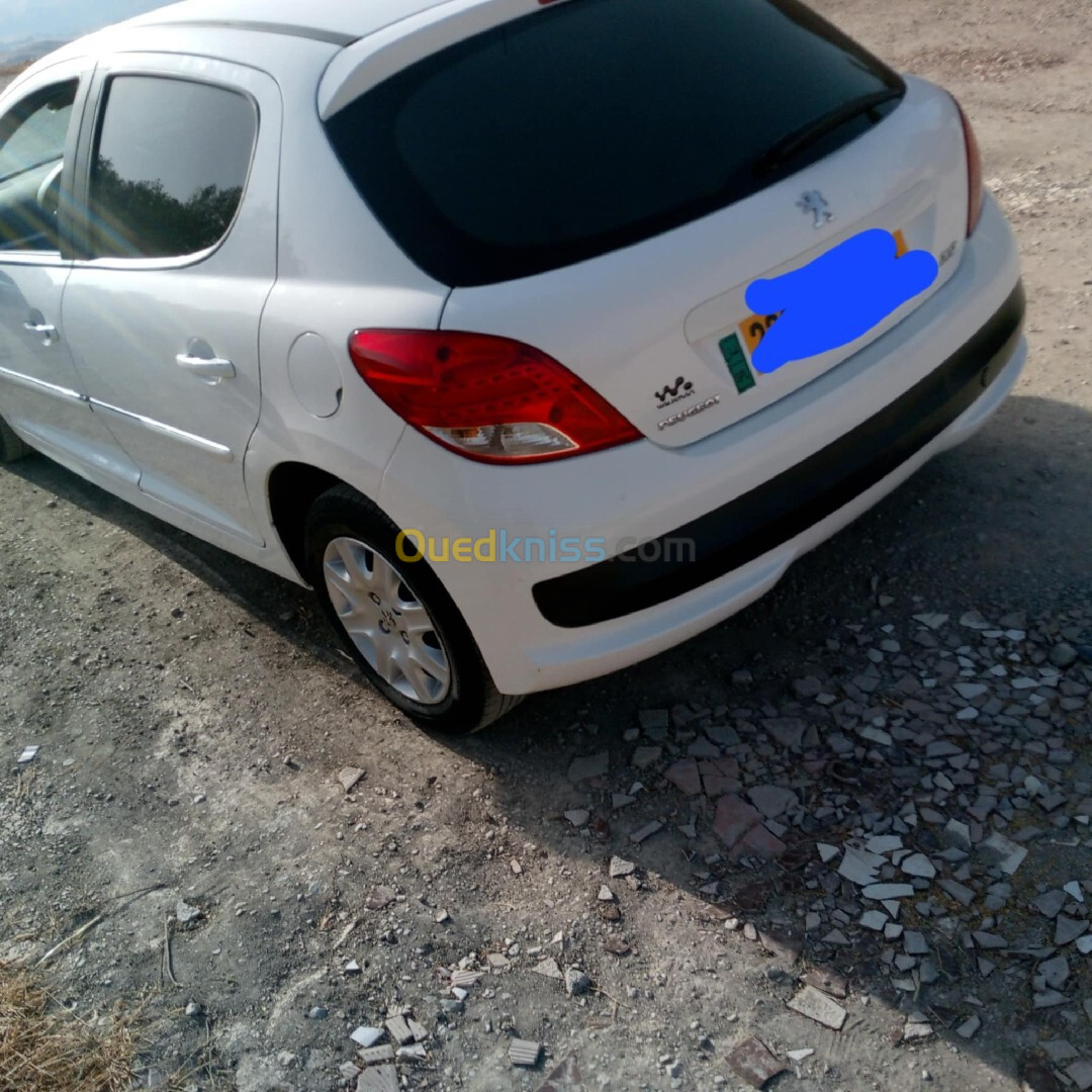 Peugeot 207 2012 