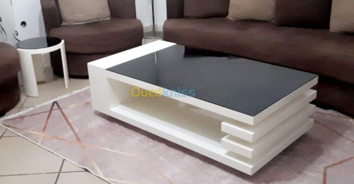 Table basse avec tables gigognes importation