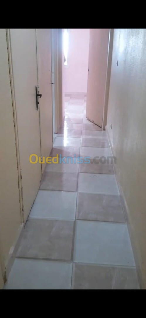 Location Appartement F3 Alger Bab ezzouar