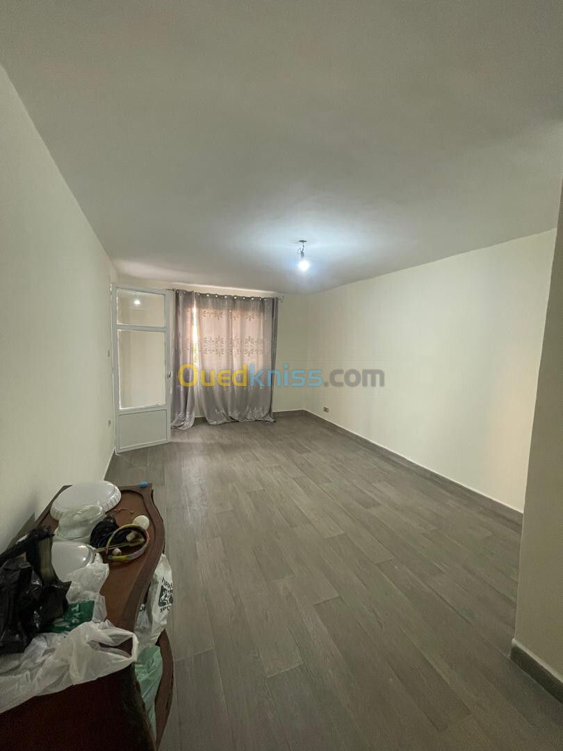 Location Appartement F4 Alger Bab ezzouar