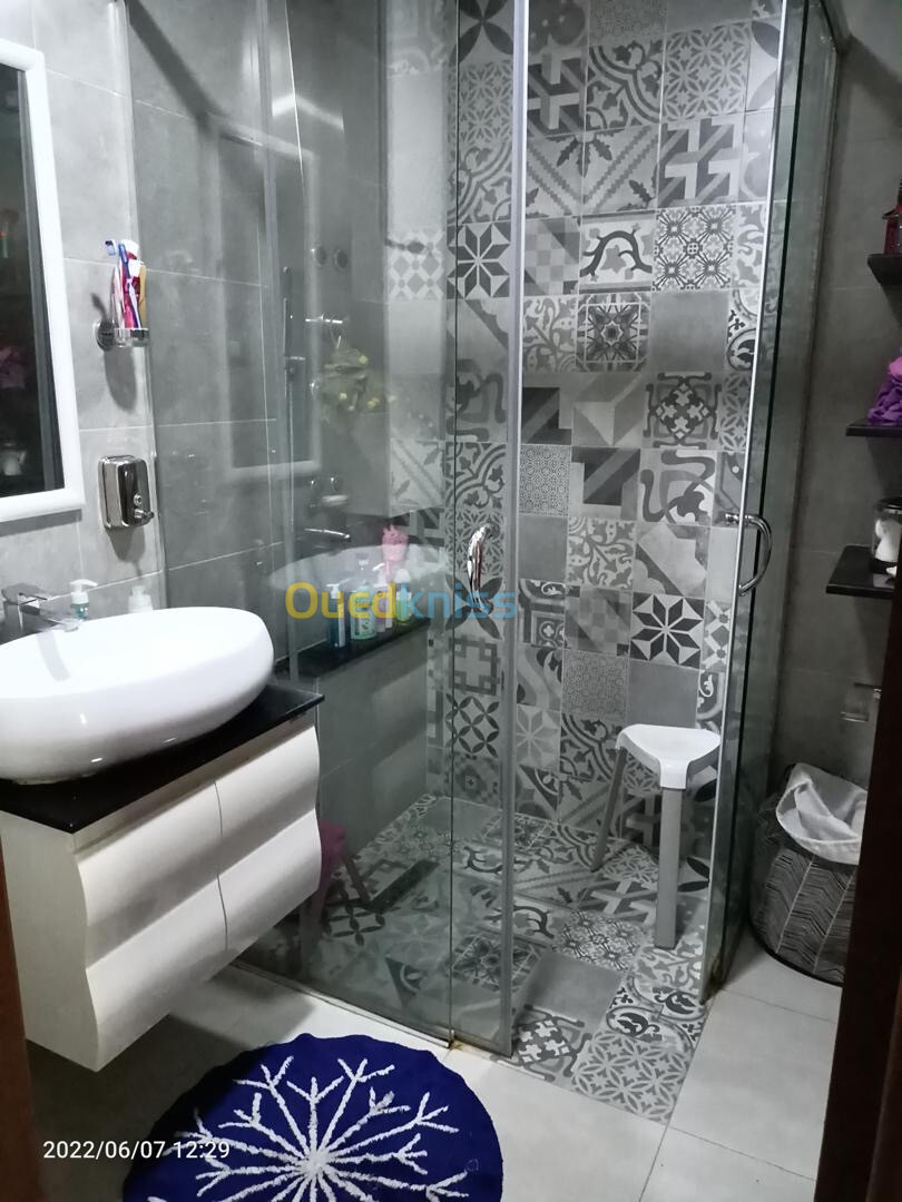 Location Appartement F4 Alger Dar el beida