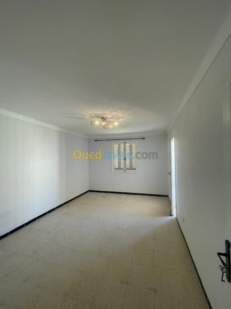 Location Appartement F4 Alger Reghaia