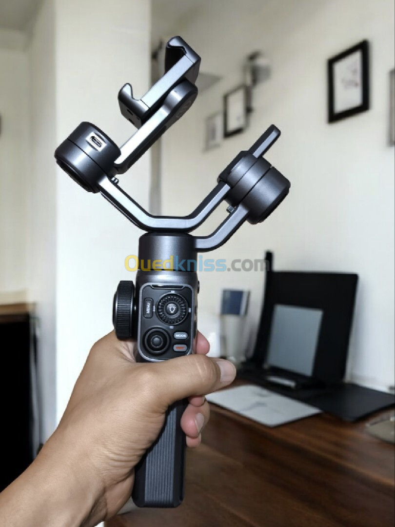 Stabilisateur pour smartphone Zhiyun Smooth 5 Zhiyun