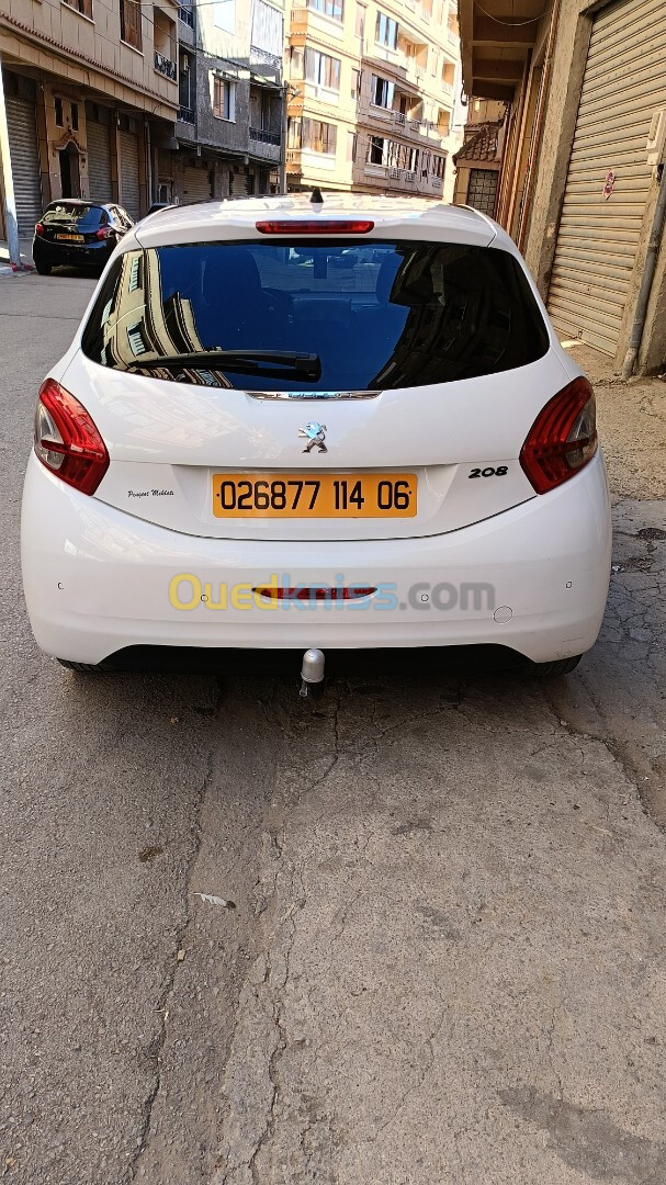 Peugeot 208 2014 Allure