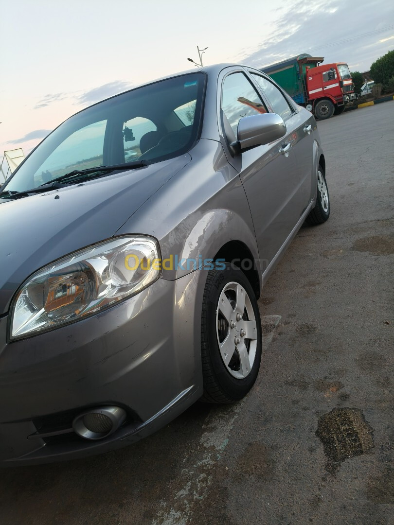 Chevrolet Aveo 4 portes 2010 Elegance Plus