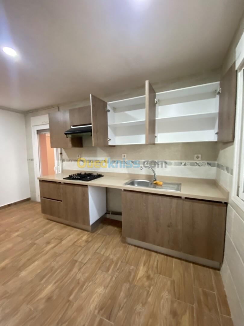 Location Appartement F4 Oran Bir el djir