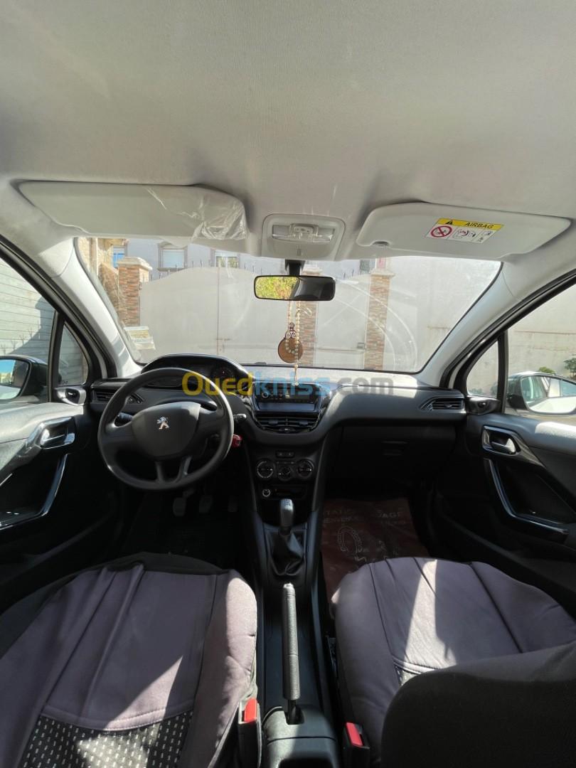 Peugeot 208 2015 Access