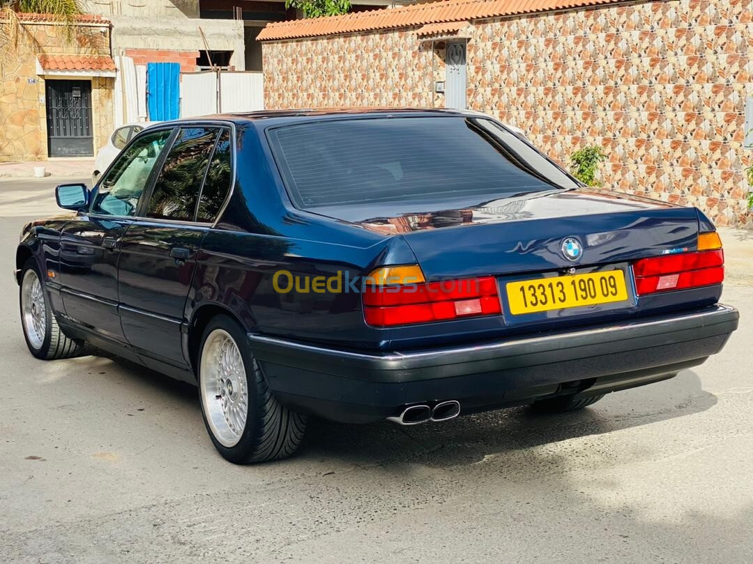 BMW Série 7 1990 