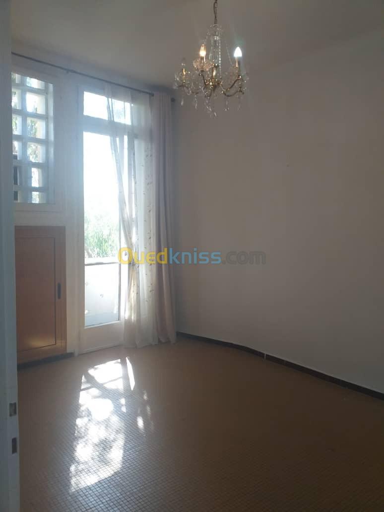 Location Appartement F2 Alger Hydra