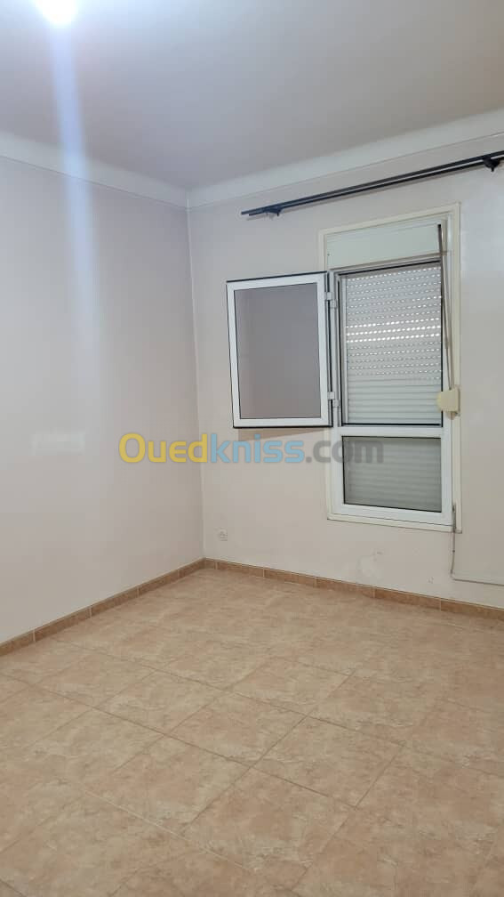 Location Appartement F3 Alger Kouba