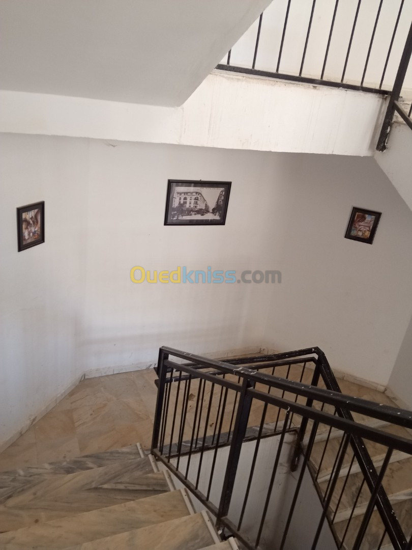 Vente Appartement F03 Tipaza Bou ismail