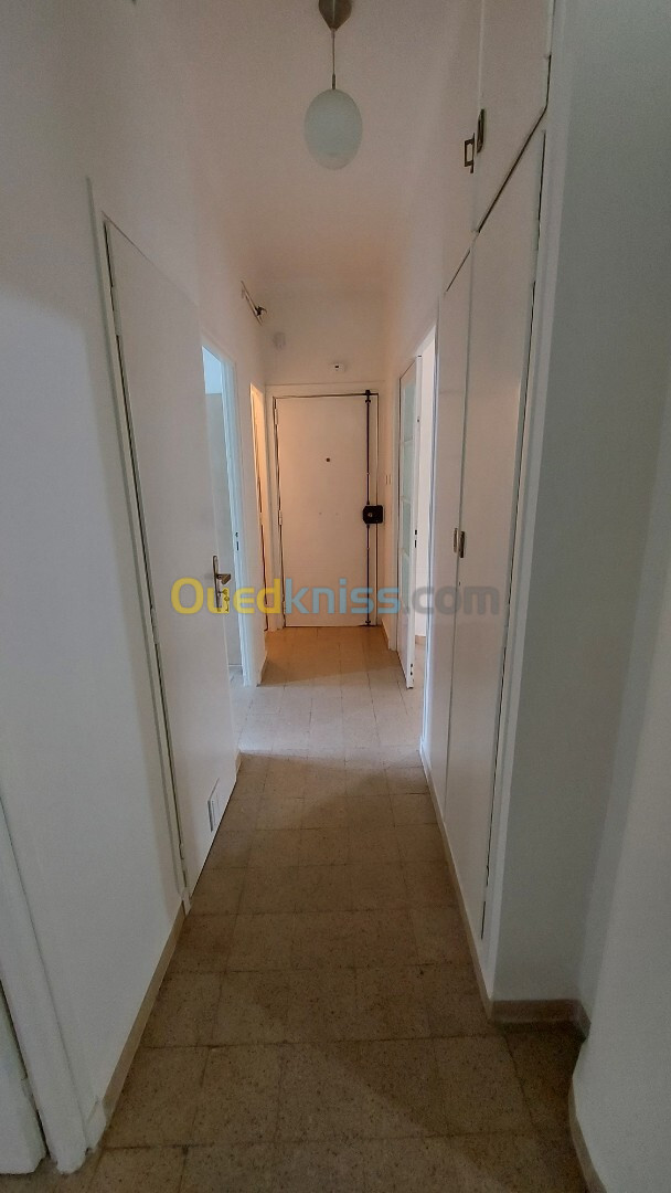 Location Appartement F3 Alger Hydra