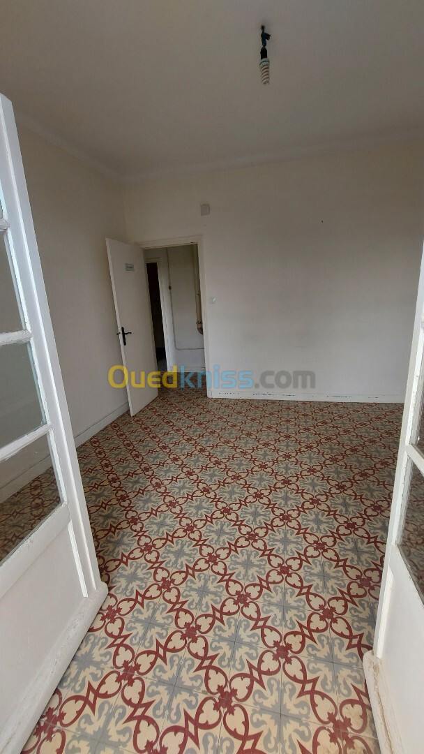 Vente Appartement F2 Alger Hydra