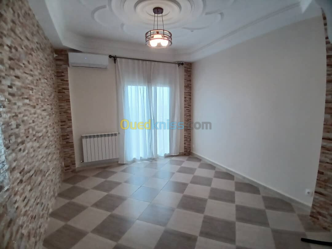 Location Appartement F4 Alger Dely brahim