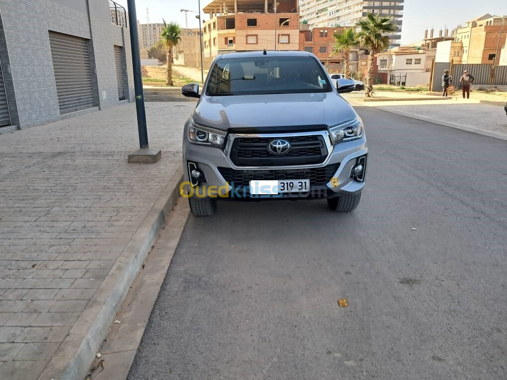 Toyota Hilux 2019 LEGEND DC 4x4 Pack Luxe