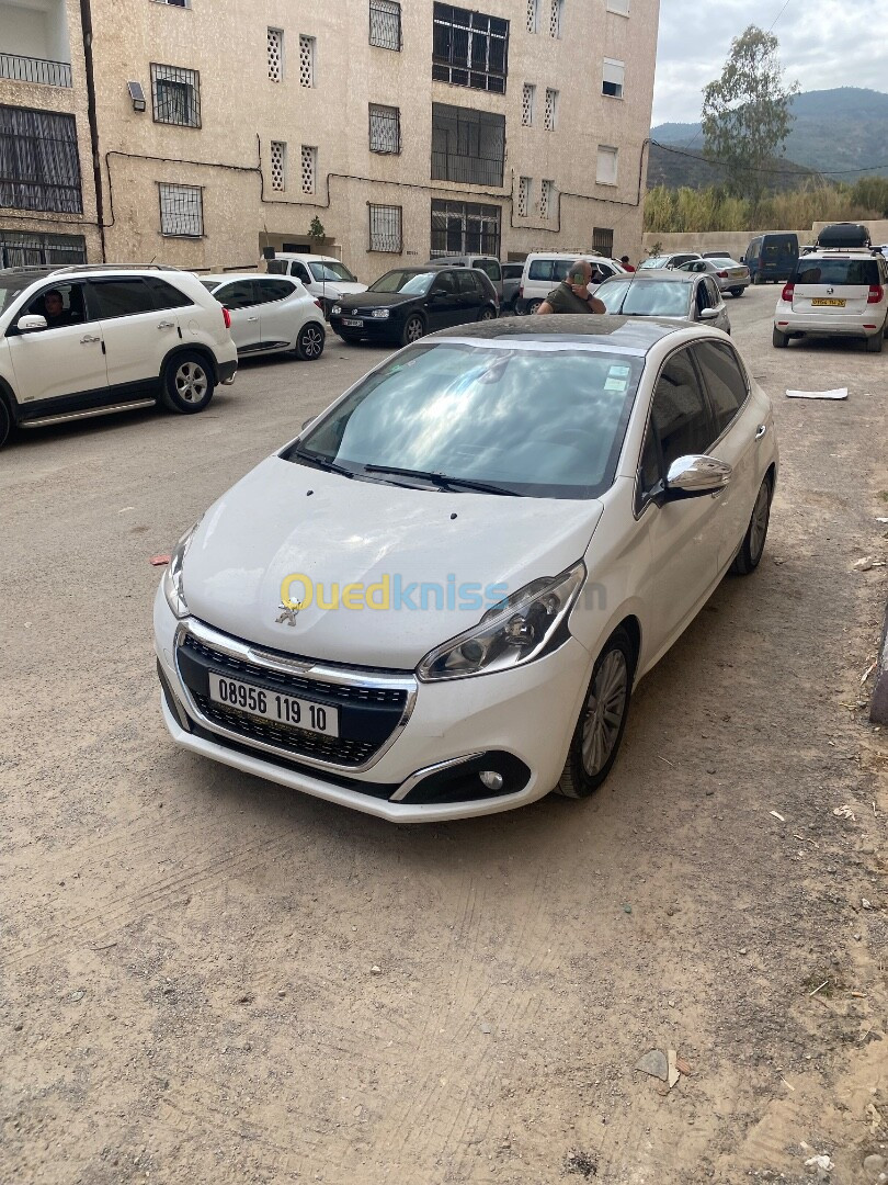 Peugeot 208 2019 Allure