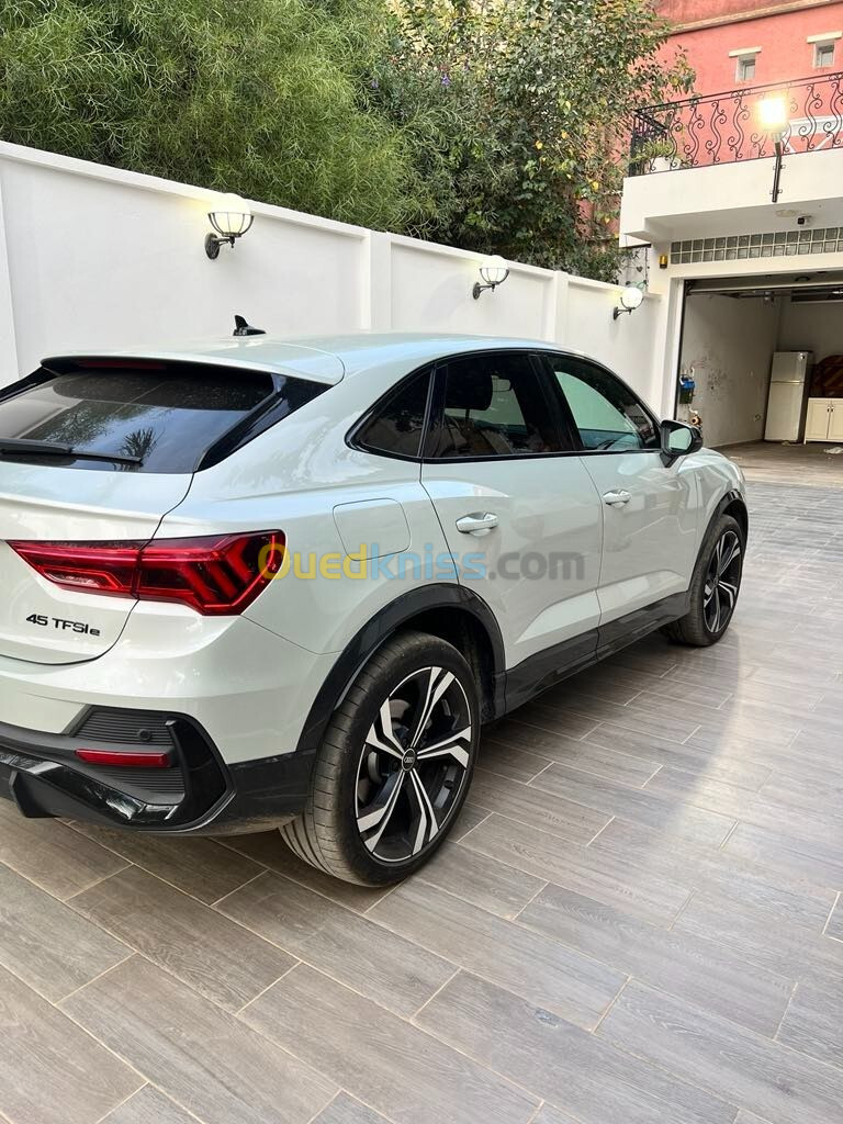 Audi Q3 2023 S line