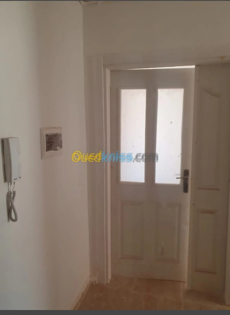 Location Appartement F4 Blida Meftah