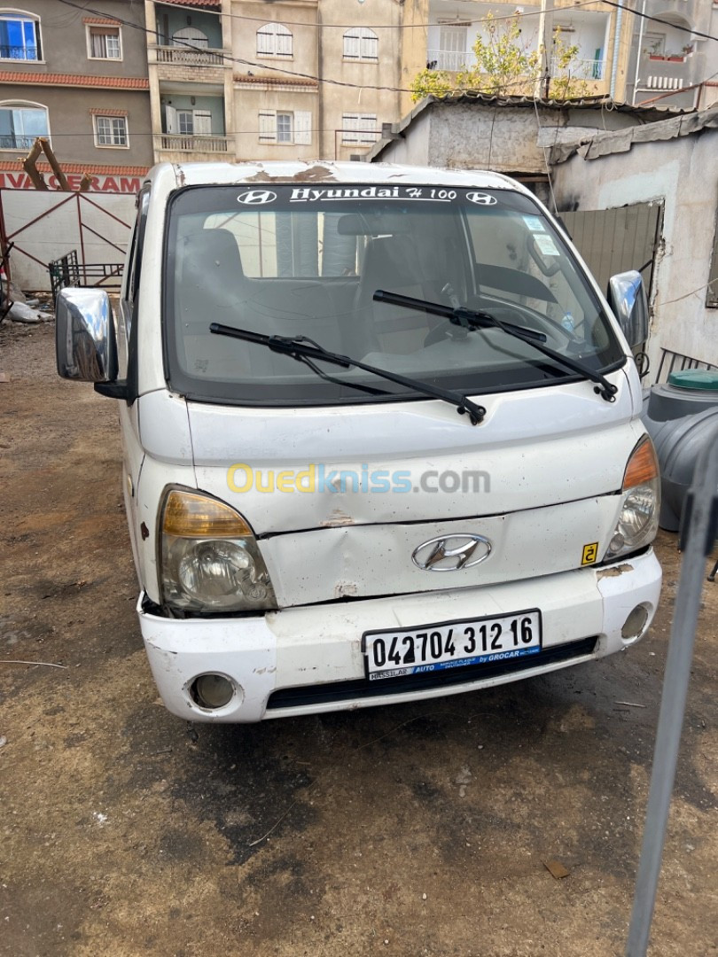 Hyundai H100 plateau 2012