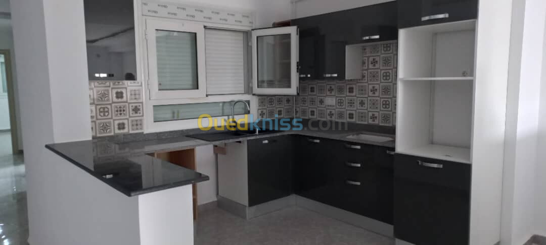 Location Appartement F4 Alger Cheraga