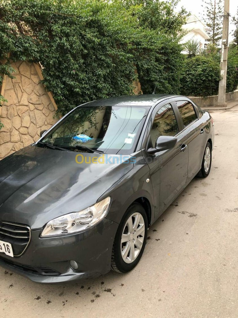 Peugeot 301 2015 Allure