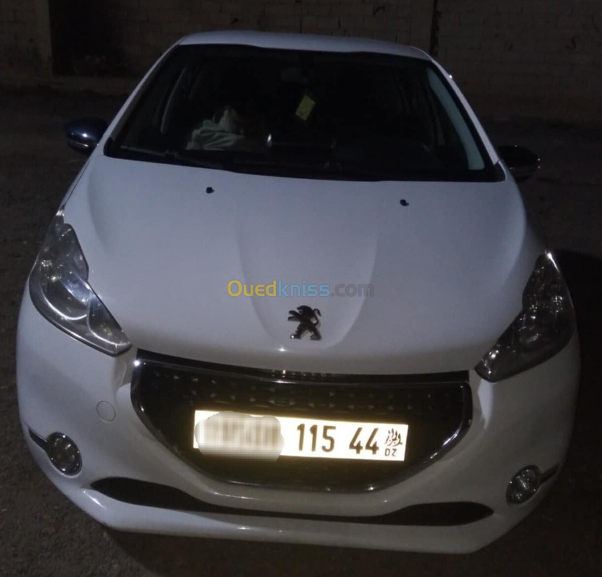 Peugeot 208 2015 Allure