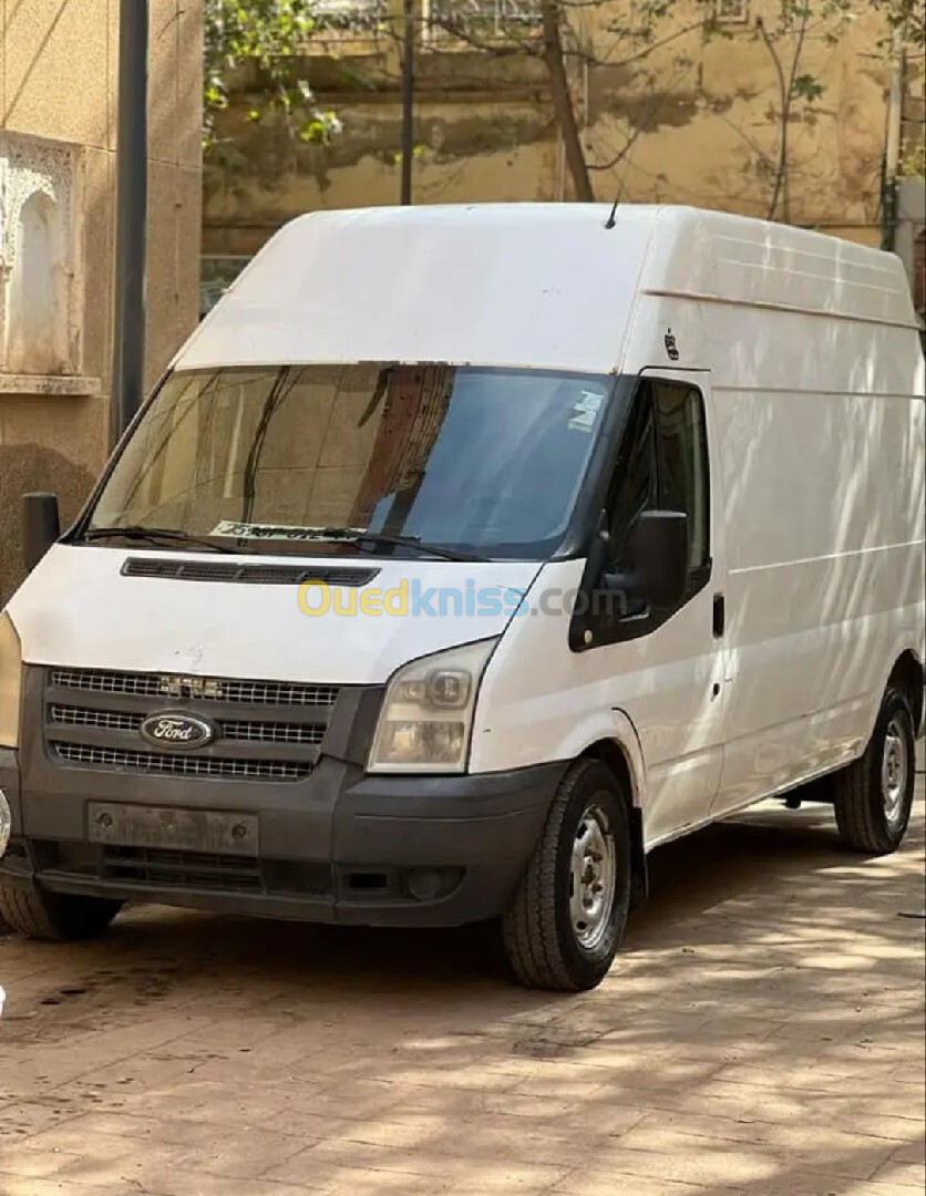 Ford Transit 2012