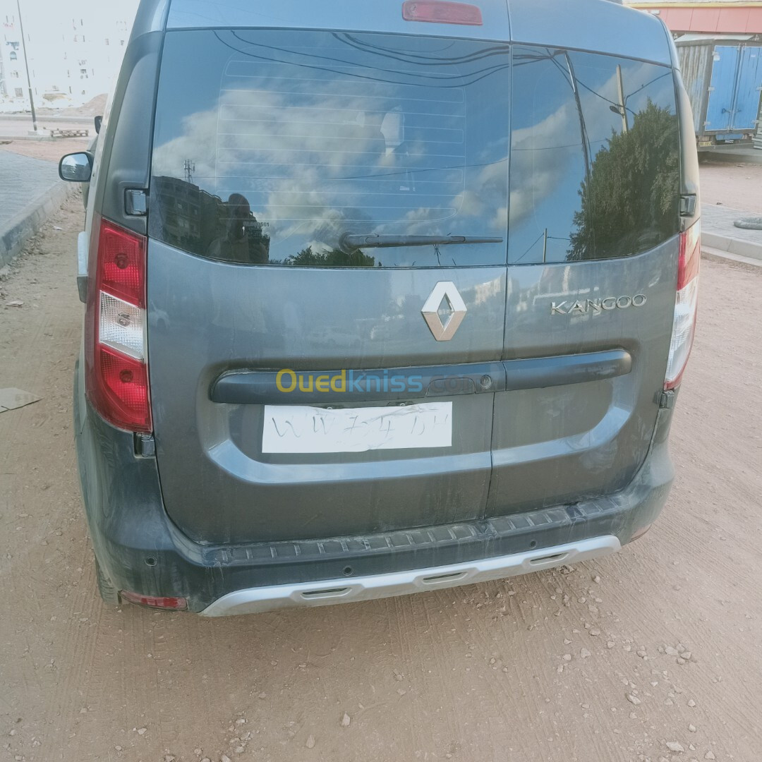 Renault Kangoo Stepway 2024 