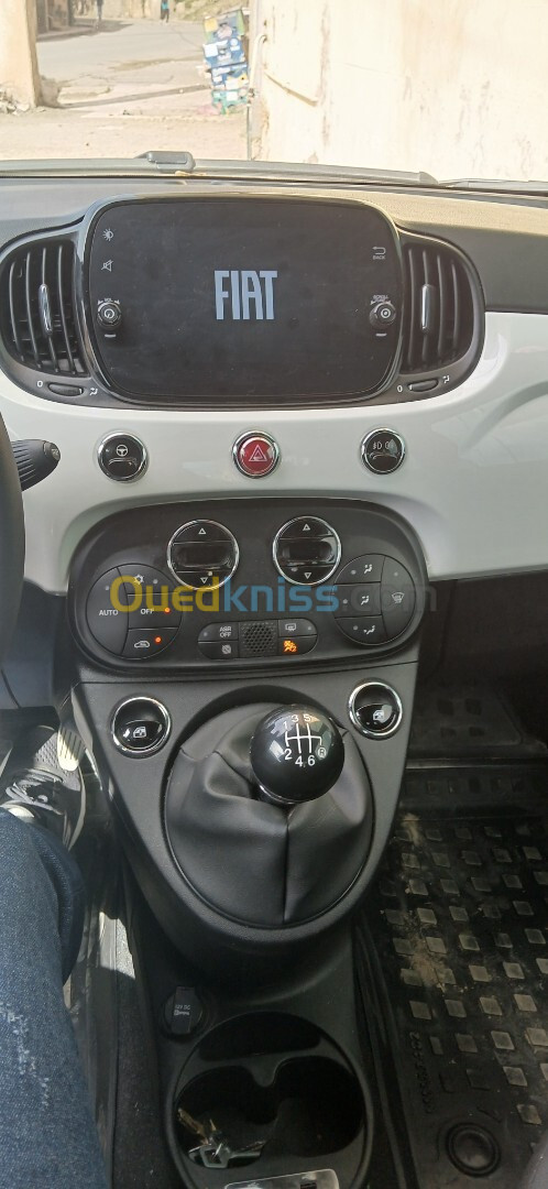 Fiat 500 2024 Club Full option Dz