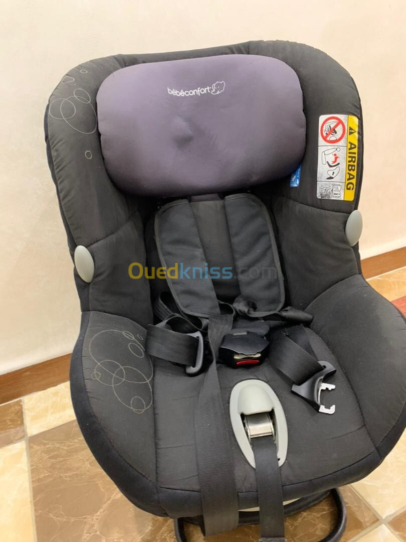 Siège auto bébé 18 kg