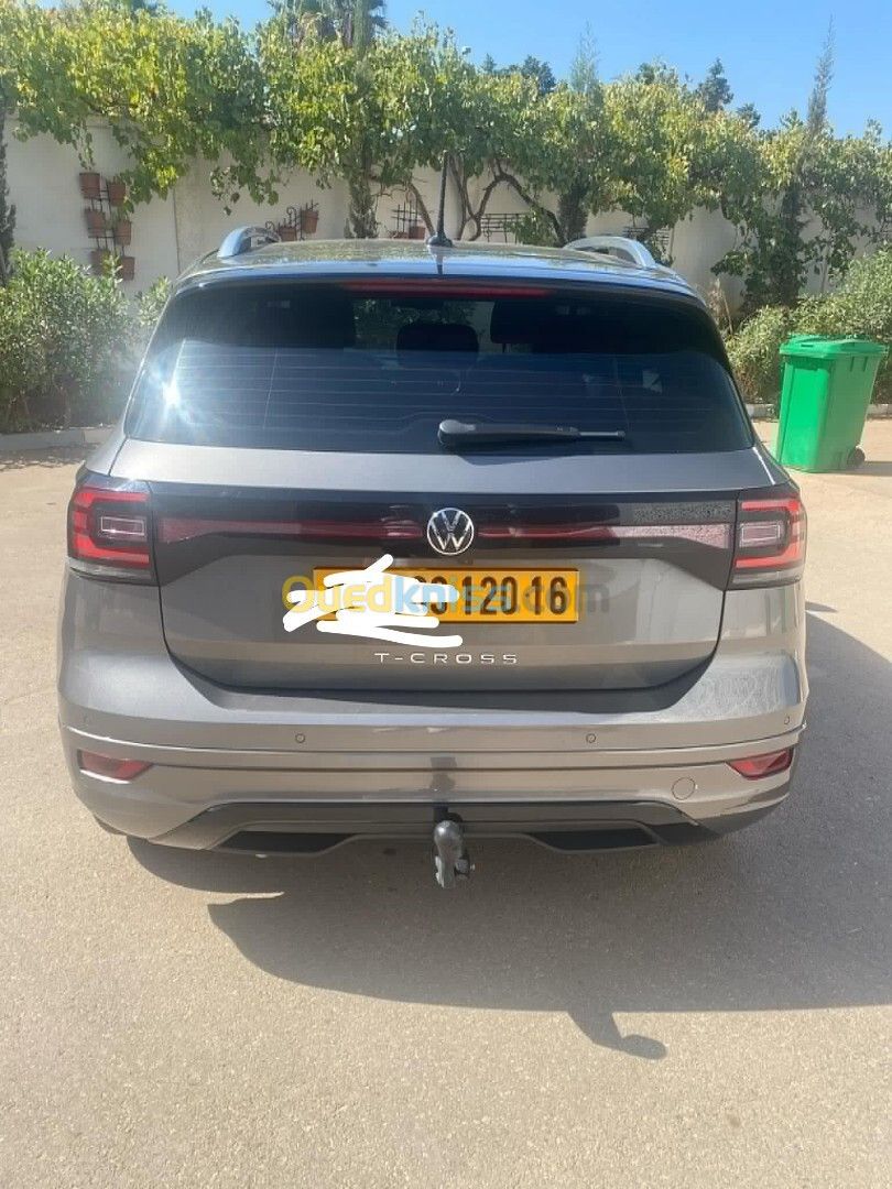 Volkswagen Touran Cross 2020 