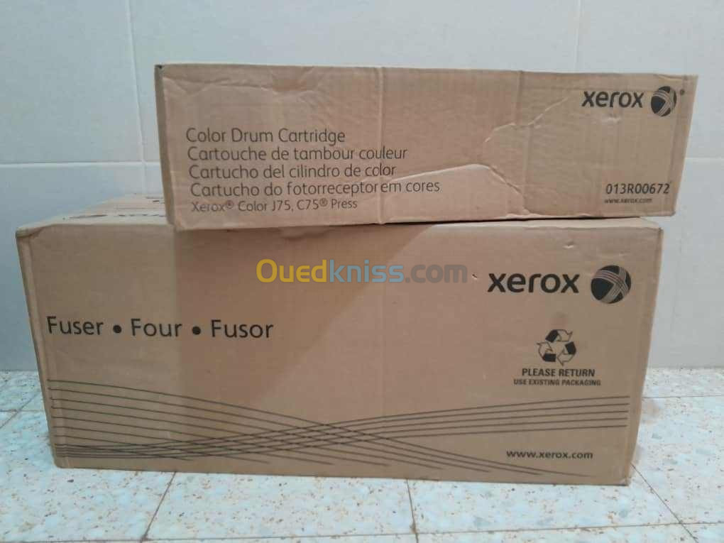 Consommables pour la xerox C75 ou G75