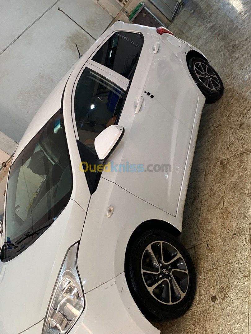 Hyundai Grand i10 2018 La toute option